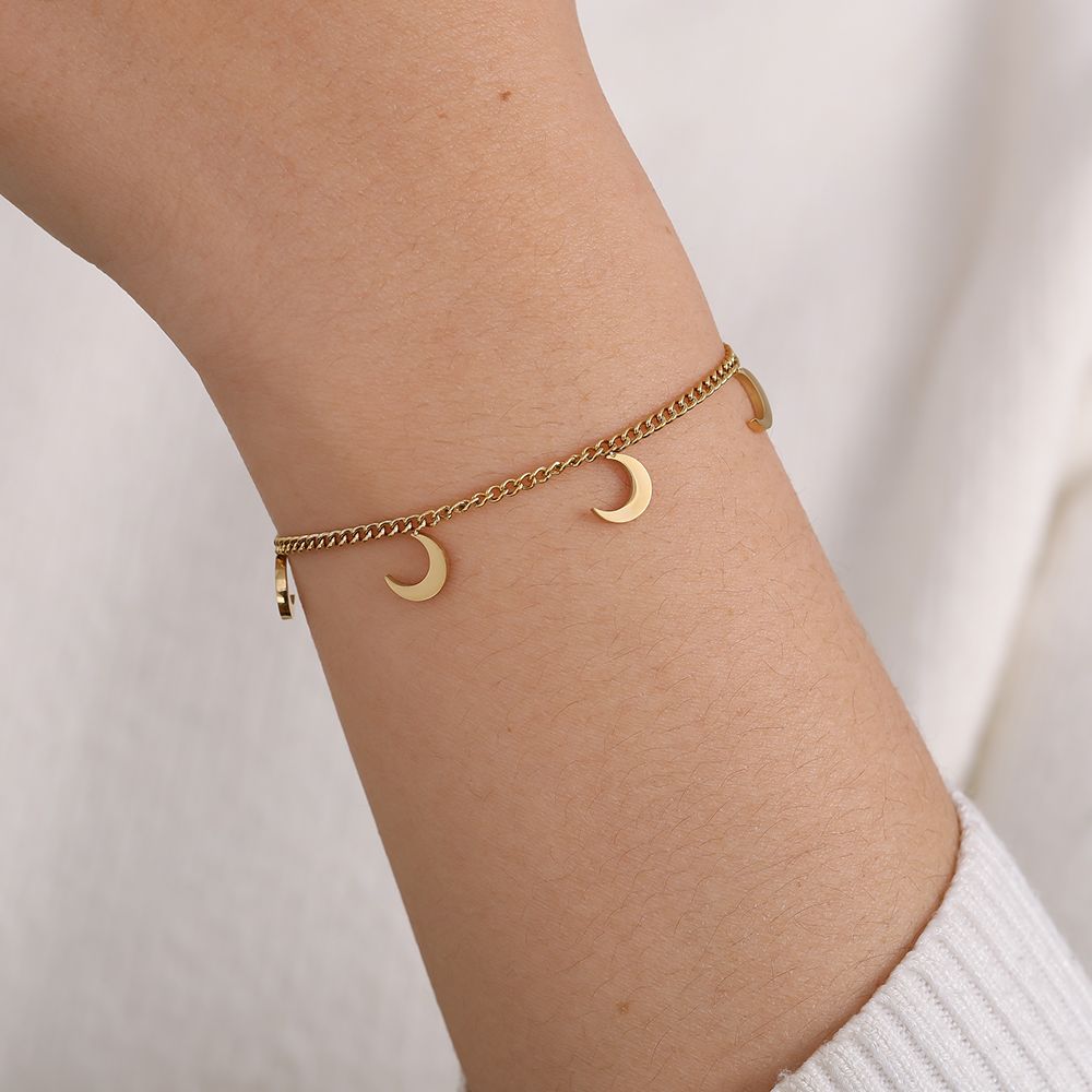 Moon Armband